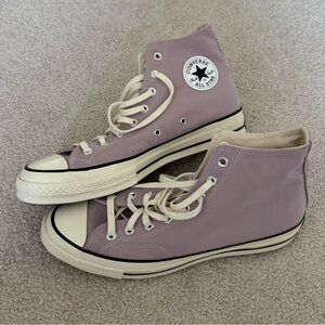 NWOT Men’s Converse Hi Top